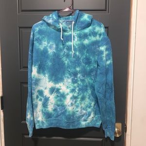 tye-dye hoodie